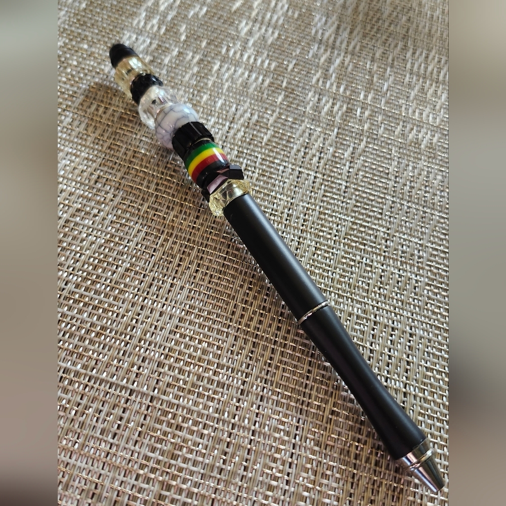 Hand Crafted Black and Silver Pen